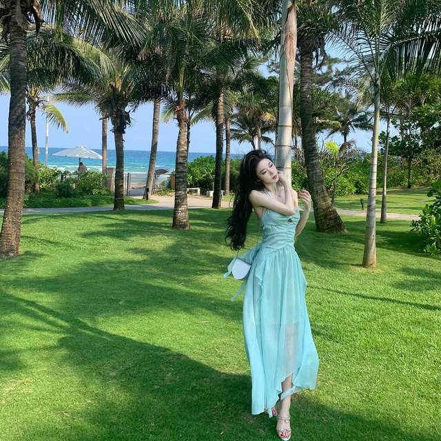 Thailand travel photo beach skirt women's summer temperament backless halterneck suspender dress seaside vacation fairy long skirt