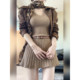 XZY slightly fat Kelly style retro brown short jacket for women 25 years early autumn V-neck knitted pleated skirt suit