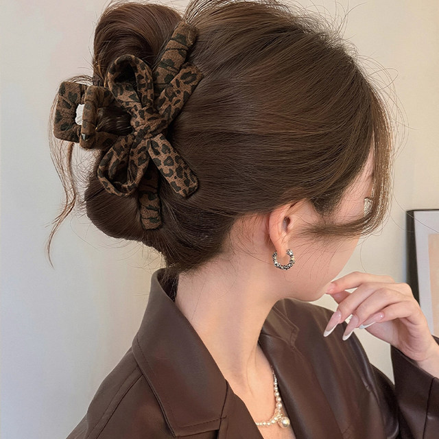 2025 New Leopard Print Bow Clip Women's High-Level Large Shark Clip Hair Clip Back of the Head Hair Clip