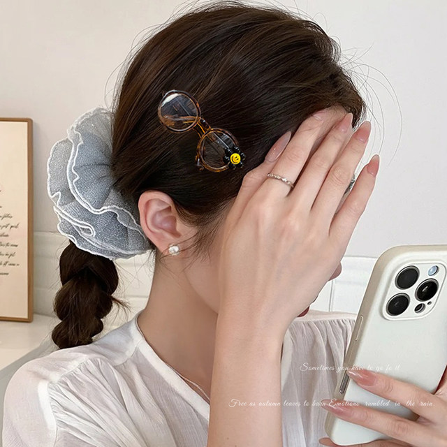 Smiling face glasses! Niche design hair clip women's side clip 2025 new hair accessories forehead broken hair bangs clip