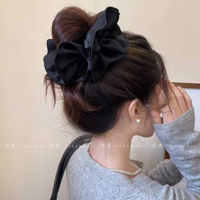 Zhao Lusi same black large intestine hair ring for women tied with ponytail hair rope tied with hair tied with hair floral high-end beautiful hair rope accessories

