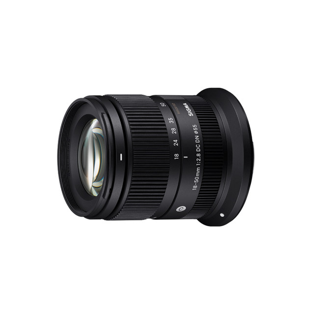 Sigma 18-50mm half-frame mirrorless mount landscape and portrait zoom lens 1850