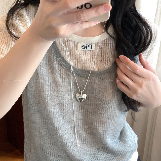 Korean silver love letter necklace for women 2025 new daily versatile star collarbone chain niche design accessories