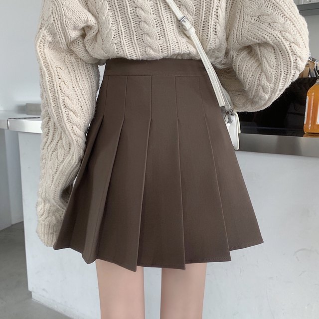 Large size super hot brown pleated skirt short skirt autumn and winter belly puffy skirt fat mm college style slim A-line skirt