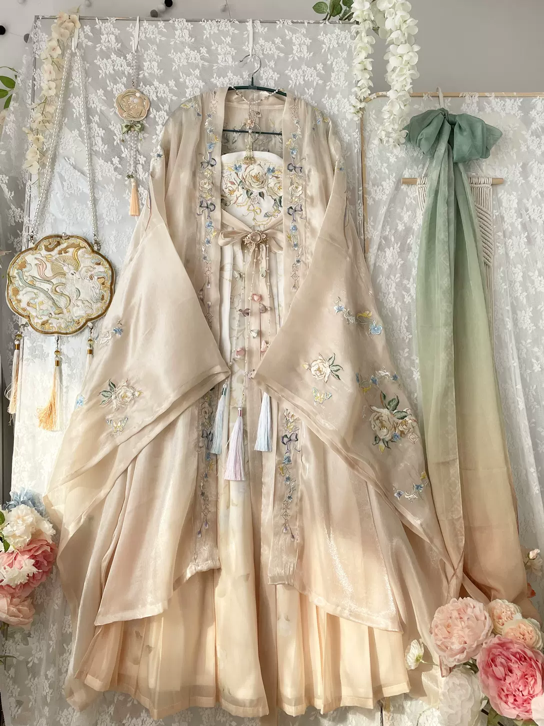 玉术原创汉服女 和音玫瑰 诃子裙重工刺绣唐制汉元素春夏