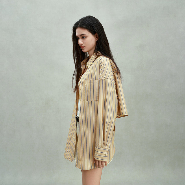 ochirly Oushili striped shirt women's long-sleeved top design sense casual loose spring new product
