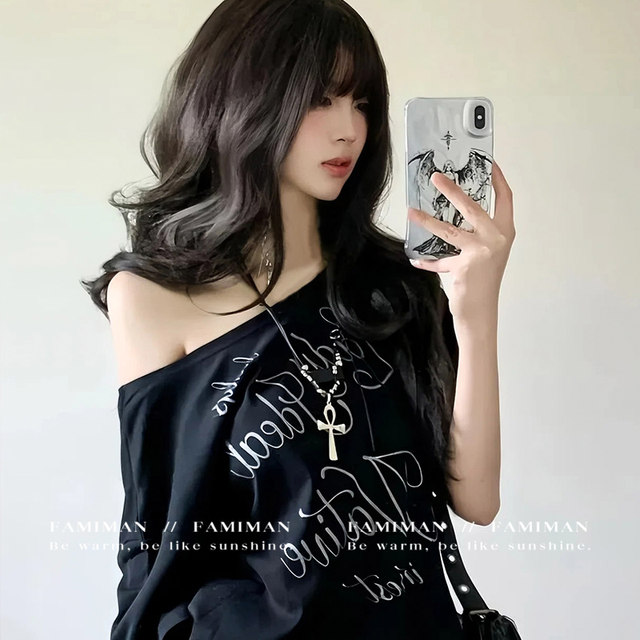 Cross necklace sweet and cool hot girl style y2k subculture decoration suitable for summer long necklace clavicle chain women