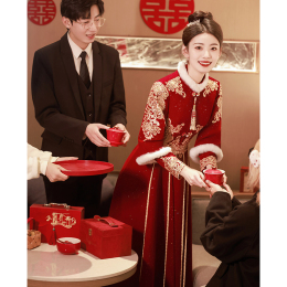 Cheongsam toast 2023 new bride senior winter wine red wedding dress back door Chinese wedding dress