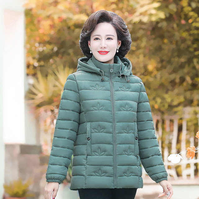 Mom's autumn and winter light cotton-padded jacket, short coat, middle-aged and elderly women's fashionable hooded down-padded jacket, 40-year-old and 50-year-old cotton-padded jacket