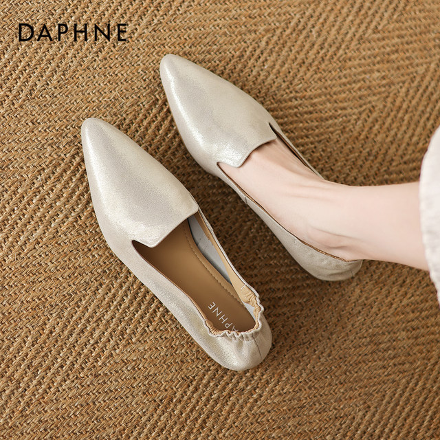 Daphne Soft Sheepskin Shoes Women's Autumn 2025 New Genuine Leather Pointed Toe Flat Bean Shoes Women's Grandma Leather Shoes