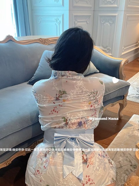 Good night Nana Showa beauty slightly fat and gentle Japanese pure cos kimono bathrobe sexy boyfriend nightgown
