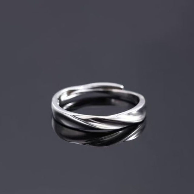 Mobius ring ring men's light luxury high-end single index ring women's niche design simple and adjustable