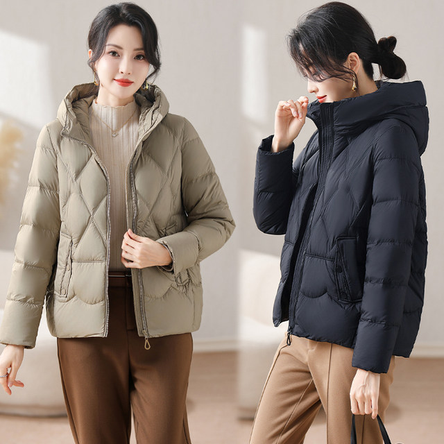 2024 Feng Zhiyun Loose Down Jacket Women's Thickened Jacket Winter Clothes 90 White Duck Down Hooded Top Middle-aged Women's Clothes
