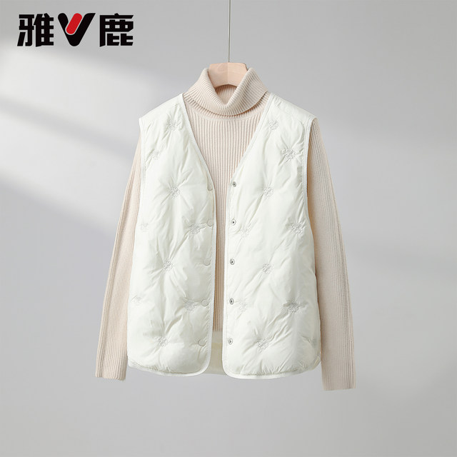 Yalu lightweight down vest for women 2025 winter new liner warm top inner wear vest for middle-aged and elderly mothers
