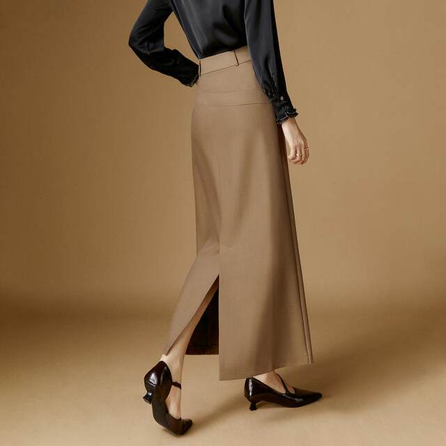 Chihiro Yi 2025 summer new brown skirt high waist age-reducing commuter straight slit long skirt