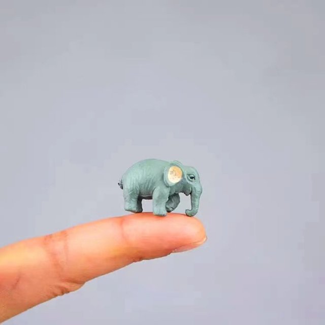 Small animals, elephants, mini ornaments, micro-landscape animal decorations, flowerpots, garden rockeries, water crafts accessories