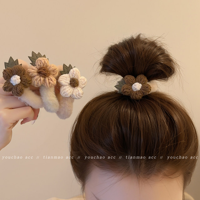 Knitted flower hairband plush headband for women 2025 new autumn and winter low ponytail hairband rubber band high elasticity and durability