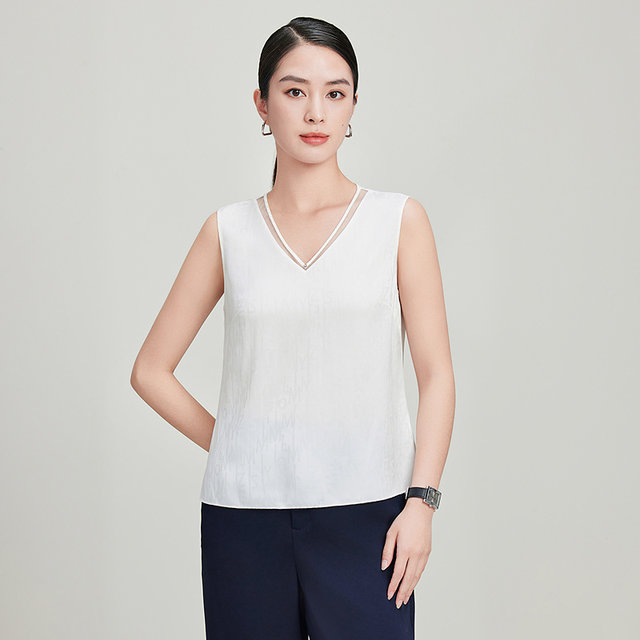 Yingzhishang white acetic acid suspender vest for women 2025 new suit inner bottom shirt high-end V-neck top