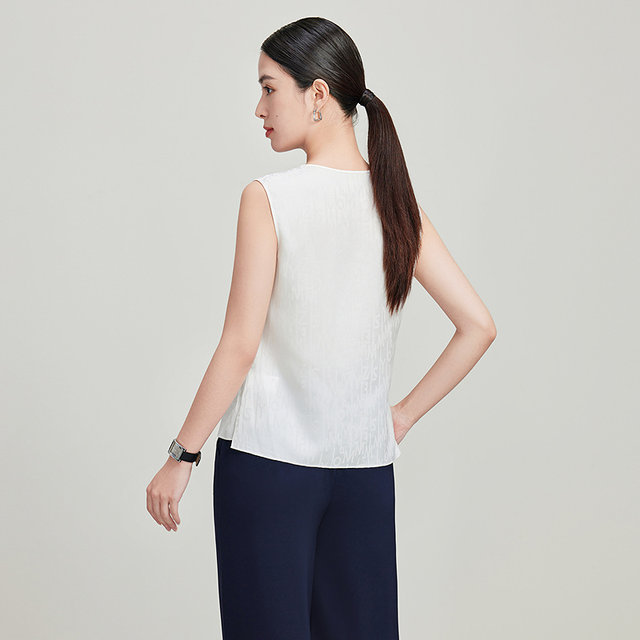 Yingzhishang white acetic acid suspender vest for women 2025 new suit inner bottom shirt high-end V-neck top