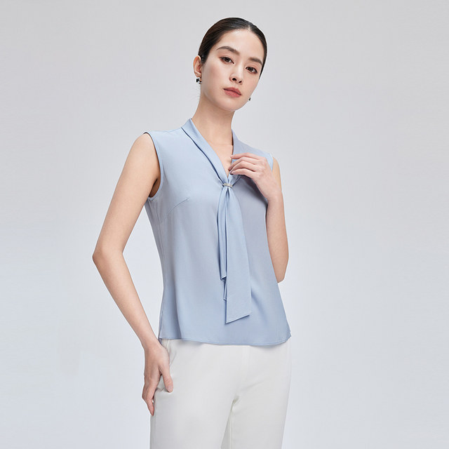 Yingzhi Shangxia's new elegant and versatile streamer-length sleeveless vest for women's simple and high-end mulberry silk base top
