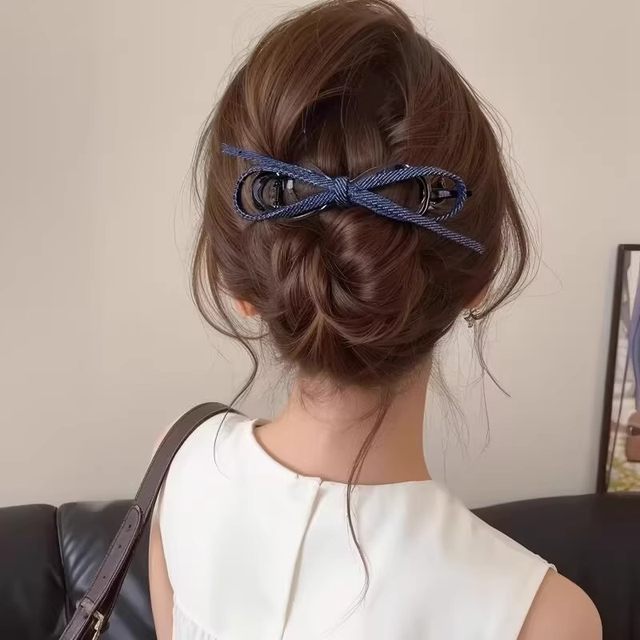 Retro denim bow twisted clip female high-end 2025 new style one-line clip back head hair clip hair accessories