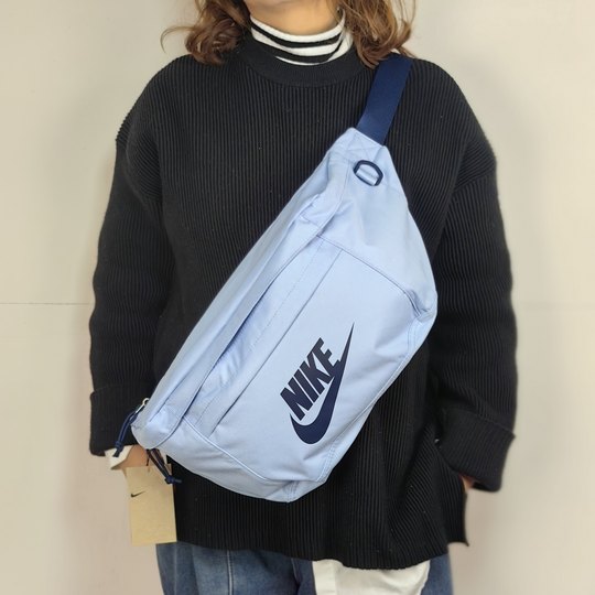 nike TECH HIP PACK Nike Men's Queen Yibo Sports One-Shoulder Crossbody Bag BA5751-010