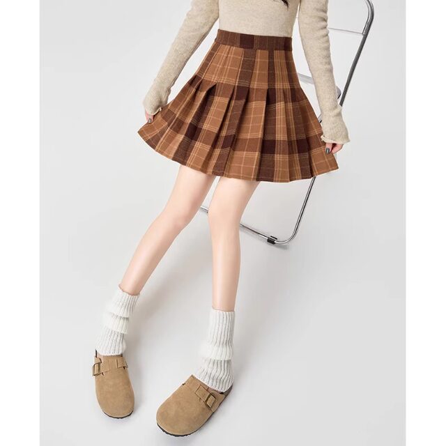 Large size 2025 summer new British style skirt for women's age-reducing pleated skirt retro woolen A-line short skirt