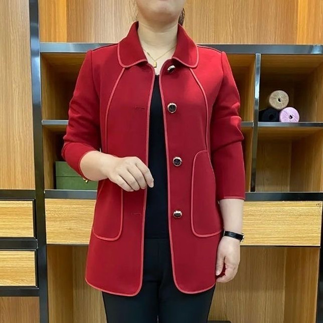 
Clearance and pick up the bargain and lose special price treatment~2023 new mother dress fashion versatile noble lady little square ring