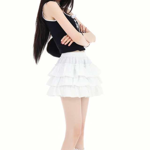 KRO French pure desire cake short skirt spring and summer 2024 season new loose waist thin wrinkles skirt panton skirt