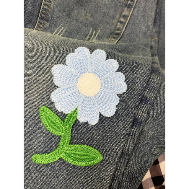 Fat mm large size women's cartoon jeans women's design feel embroidered pants fried street wild pants thin leg pants