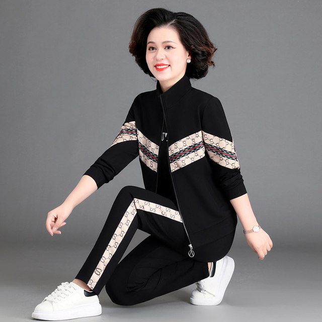 Middle -aged and elderly sports suit female spring and autumn casual three -piece sweater cardigan loose middle -aged mother spring jacket
