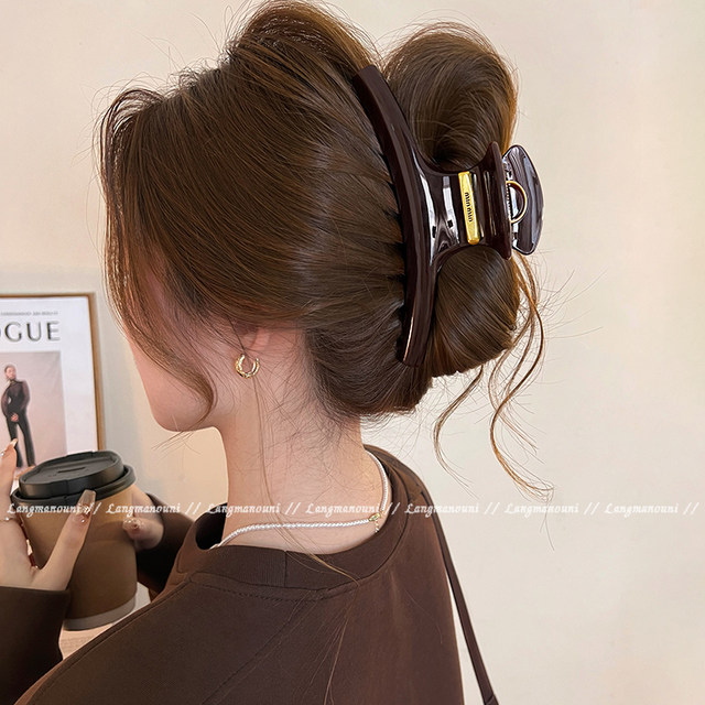 Extra large size grab clip women's hair volume and high-end 2025 new high-end early autumn hair clip back head shark chuck headdress