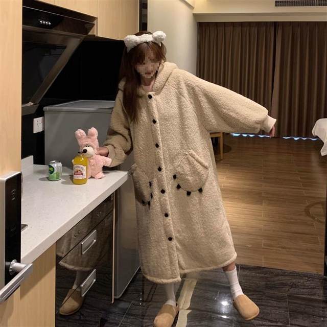 
Winter Bear Coral Velvet Pajamas Women's Autumn and Winter 2025 New Plus Velvet Thickened Pajamas Robes Home Clothes Winter