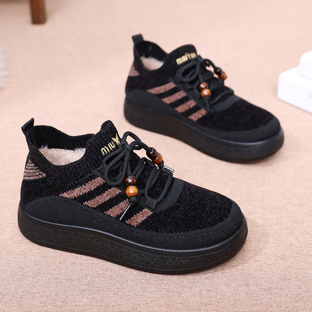 2025 Winter New Old Beijing Cotton Shoes Women's Velvet Thickened Warm Anti-Ski Ground Boots One-Step Mom Cotton Boots