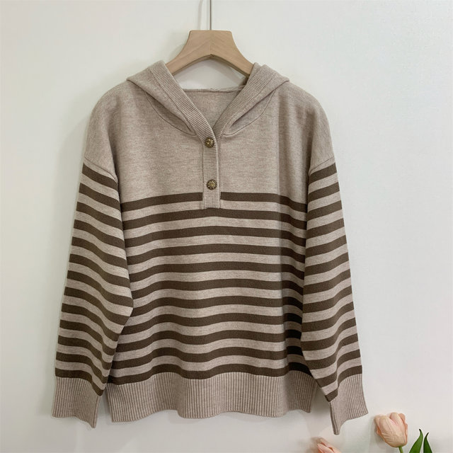 Mom's autumn casual sportswear suit 2025 new middle-aged and elderly women's spring and autumn striped sweatshirt knitted two-piece set