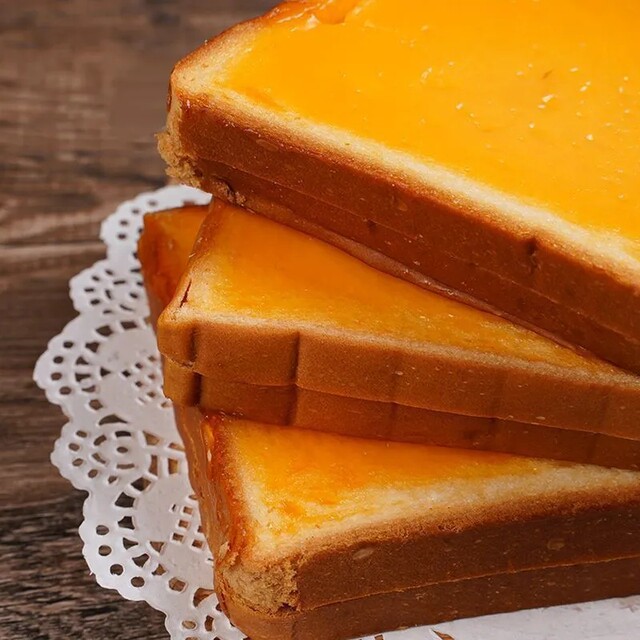 Rock burning cheese and cheese sandwich toast bread breakfast meal ...