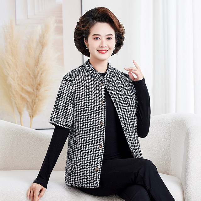 Middle-aged and elderly mothers half-sleeved shoulder pads and back protectors women's vest autumn and winter clothing plus velvet thickened cotton coat mid-sleeve floral cotton-padded jacket