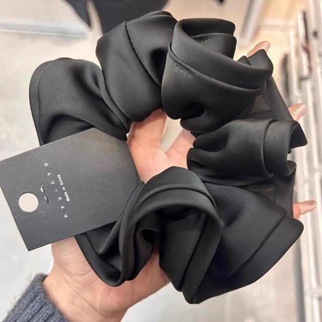 Korean temperament high-end large intestine hair ring wood earring satin head rope 2025 new bun fat intestine hair rope women