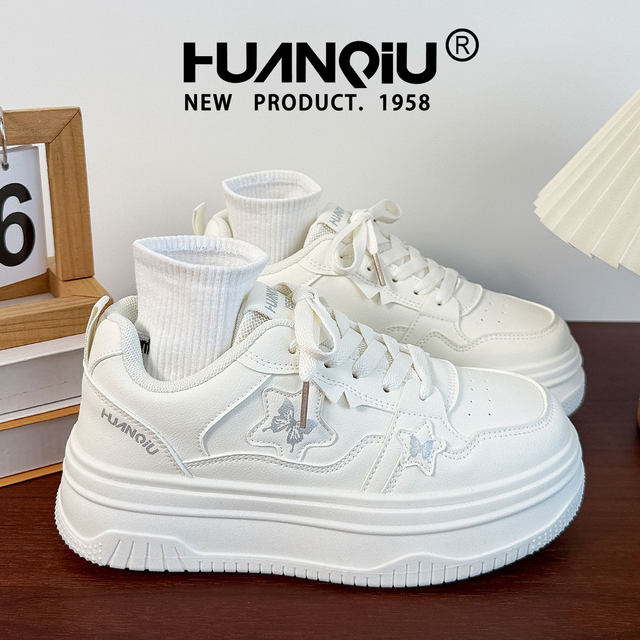 Global design sense star butterfly white shoes for women 2025 autumn new small body breathable heightened casual shoes