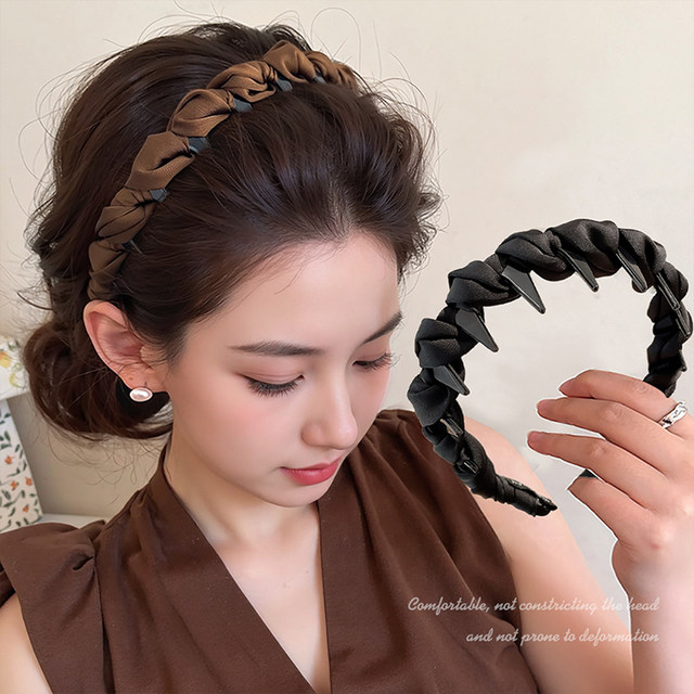 Autumn and winter high skull headband for women 2025 new daily wear face wash special headband pressed hairpin hair bundle headwear