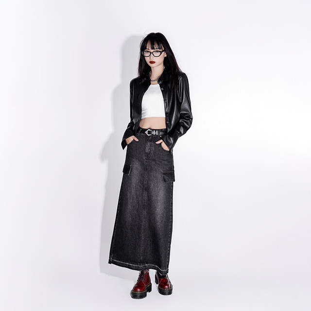 LOUZING high-waisted old black denim skirt for women 2025 spring and summer style rear slit mid-length straight skirt
