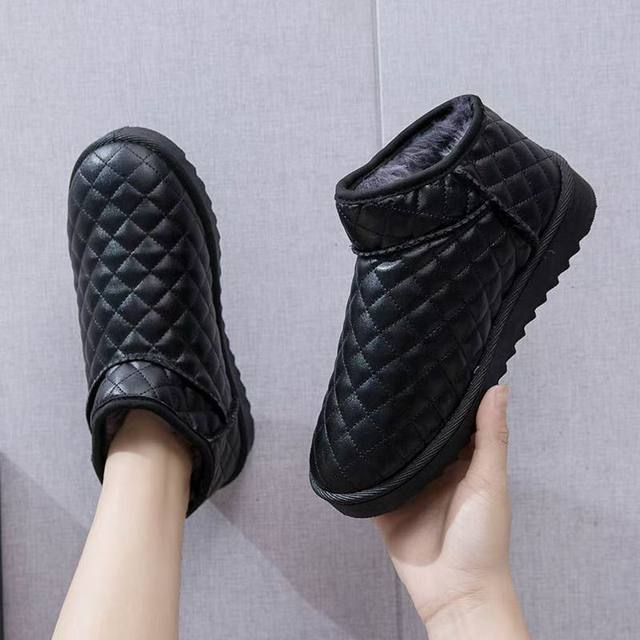 
Winter new Northeastern snow boots plus velvet and thickened warm cotton shoes soft sole anti-slip bread shoes outdoor waterproof and anti-slip