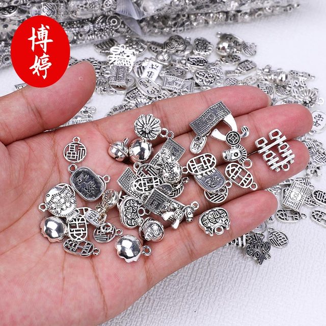 Tibetan silver mixed packaging 50g Tibetan silver accessories pendant stent handmade DIY bracelet bead accessories silver accessories accessories