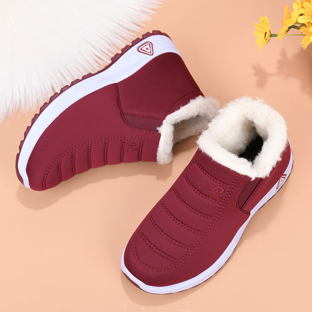 Winter old Beijing cotton shoes for women plus velvet to keep warm mother's shoes cotton boots casual cold-proof elderly grandmother's shoes thickened and non-slip