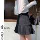 
Design-sensible denim short skirt for women with ultra-short high waist slim skirt A-line pleated skirt 2025 new autumn