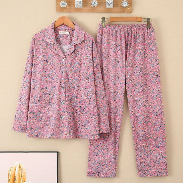 
Middle-aged and elderly women's pajamas spring and autumn cotton long-sleeved thin large size mother's home clothes can be worn outside grandma suit