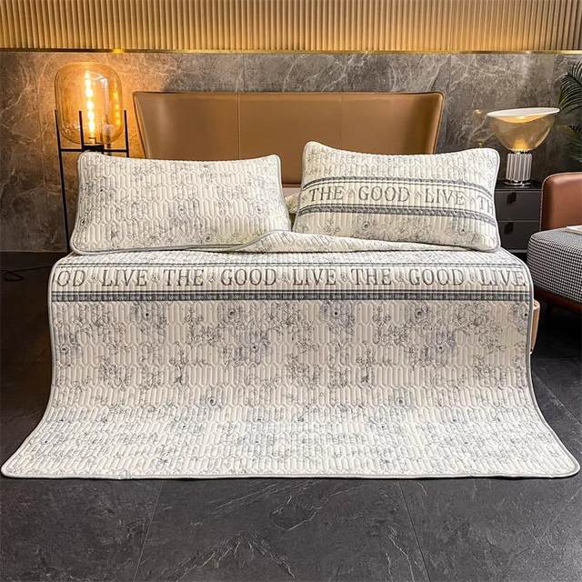 Class A mother and baby grade summer ice silk latex mat three-piece set of bed sheets with bed sheets that can be machine-washed air-conditioning soft mat