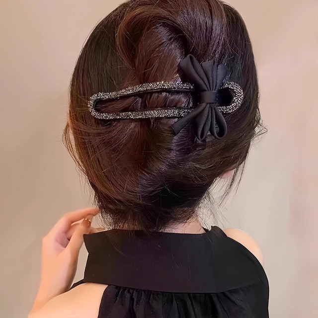 Light luxury lazy grab clip diamond clip for women with high-end hair volume for less back head hair clip new duckbill clip hair accessories