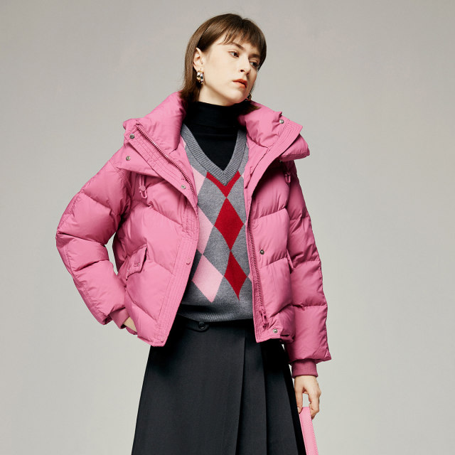 Yanyu V -neck sweater Women's winter 2023 new contrasting top temperament, commute vest vest velocity sweater
