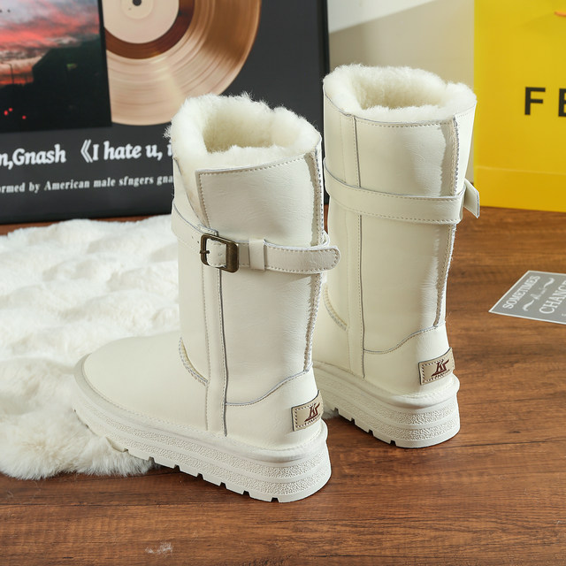 Waterproof white snow boots for women 25 years new winter new genuine leather wool boots women's warm fur all-in-one cotton shoes